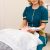 Mezoterapia pod oczy – jak zabieg rewitalizuje delikatną skórę wokół oczu?